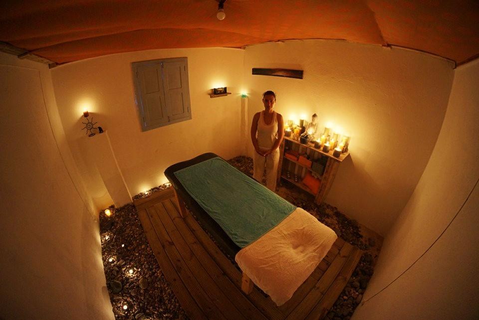 Janga Wonderland Hotel บัวร์คูส ภายนอก รูปภาพ